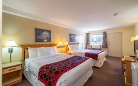 Canada'S Best Value Desert Inn & Suites